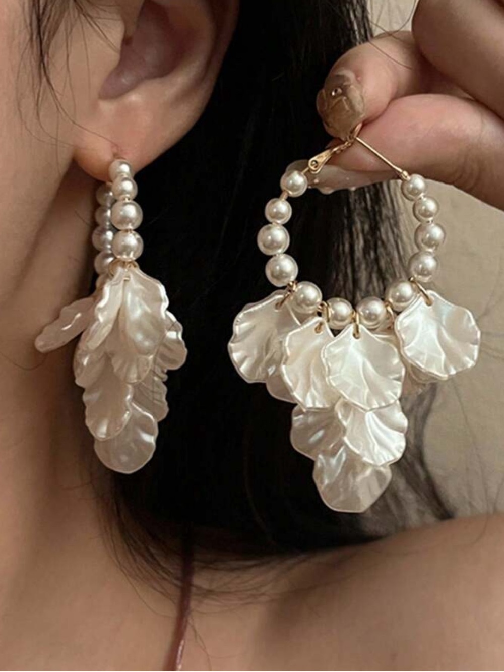 Pearl Leaf shell Hoop Earrings
